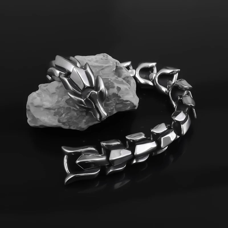 Ethnic Wind Dragon Bracelet – Vintage Silver-Plated Dragon Cuff Bangle for Men - Image 6